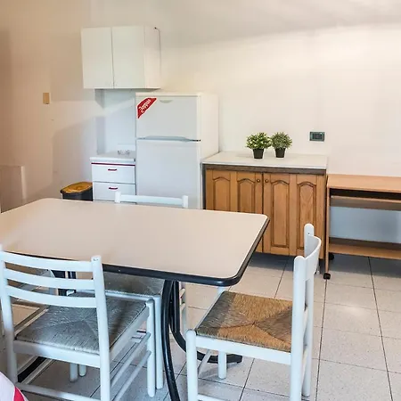 Se006 - Senigallia, Bilocale Sul Mare Con Spiaggia Daire *