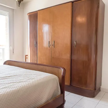 Se006 - Senigallia, Bilocale Sul Mare Con Spiaggia Appartement *